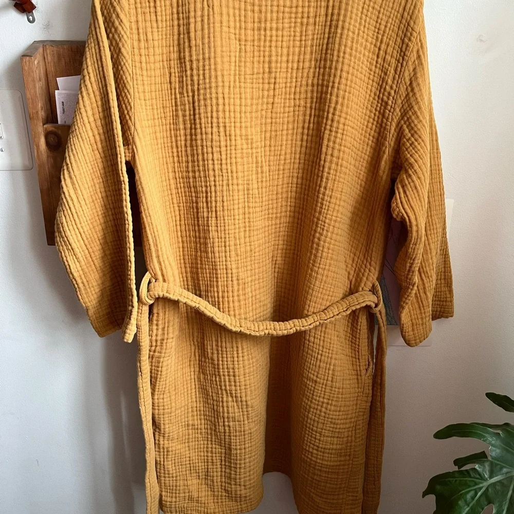 Parachute Robe - Picture 6 of 9